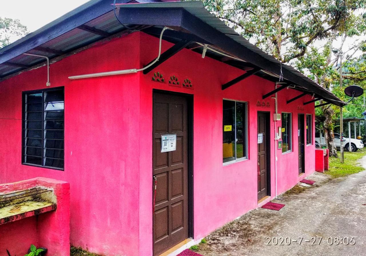 Lopoh Waterfront Budget Chalets Willa Hulu Langat Zewnętrze zdjęcie