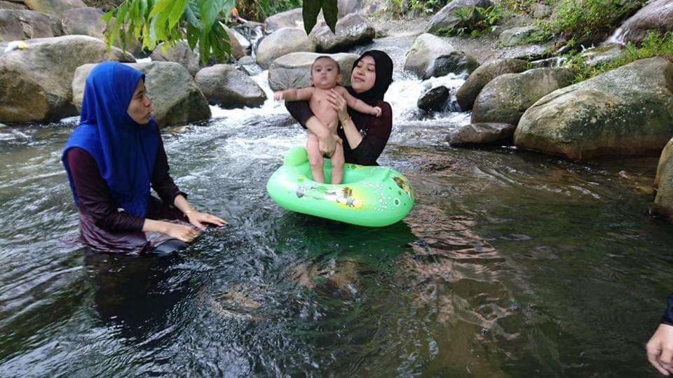 Lopoh Waterfront Budget Chalets Willa Hulu Langat Zewnętrze zdjęcie