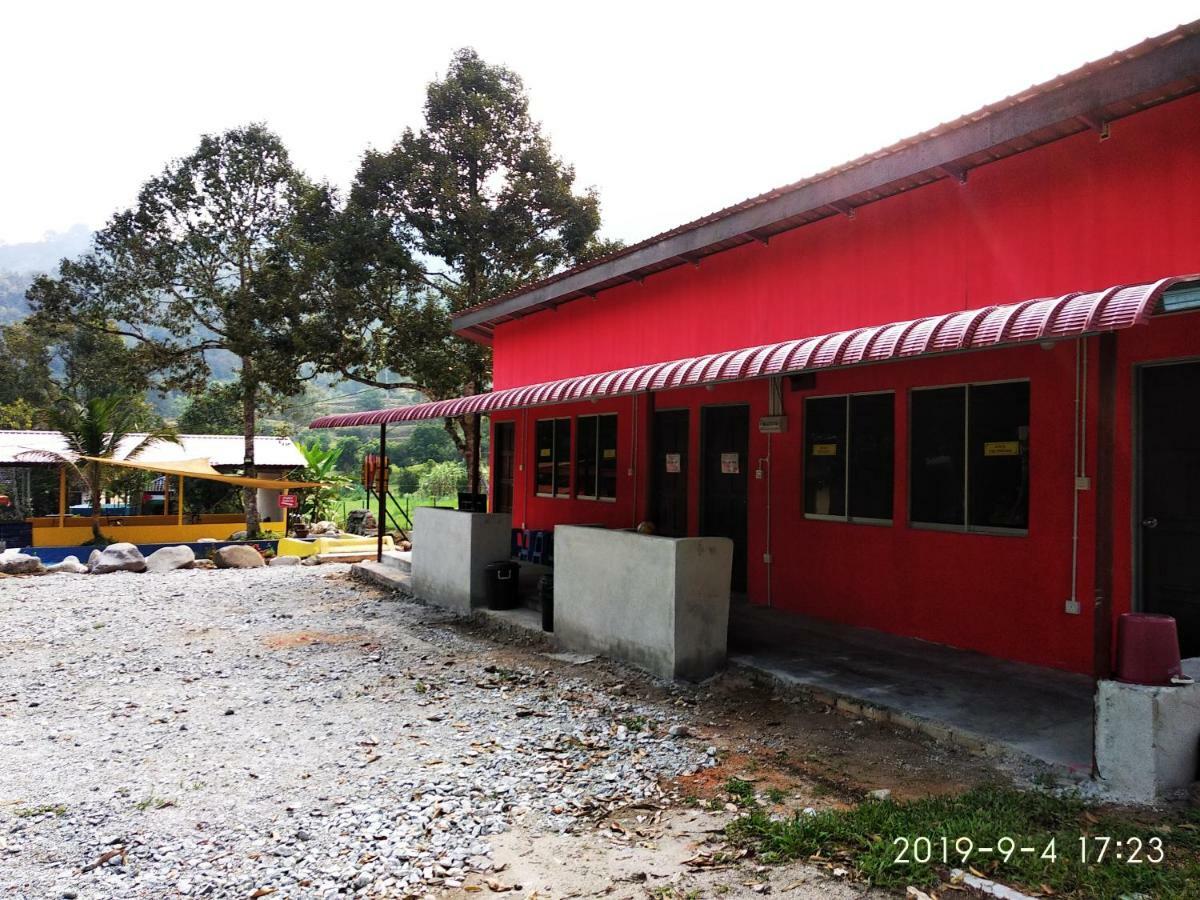 Lopoh Waterfront Budget Chalets Willa Hulu Langat Zewnętrze zdjęcie