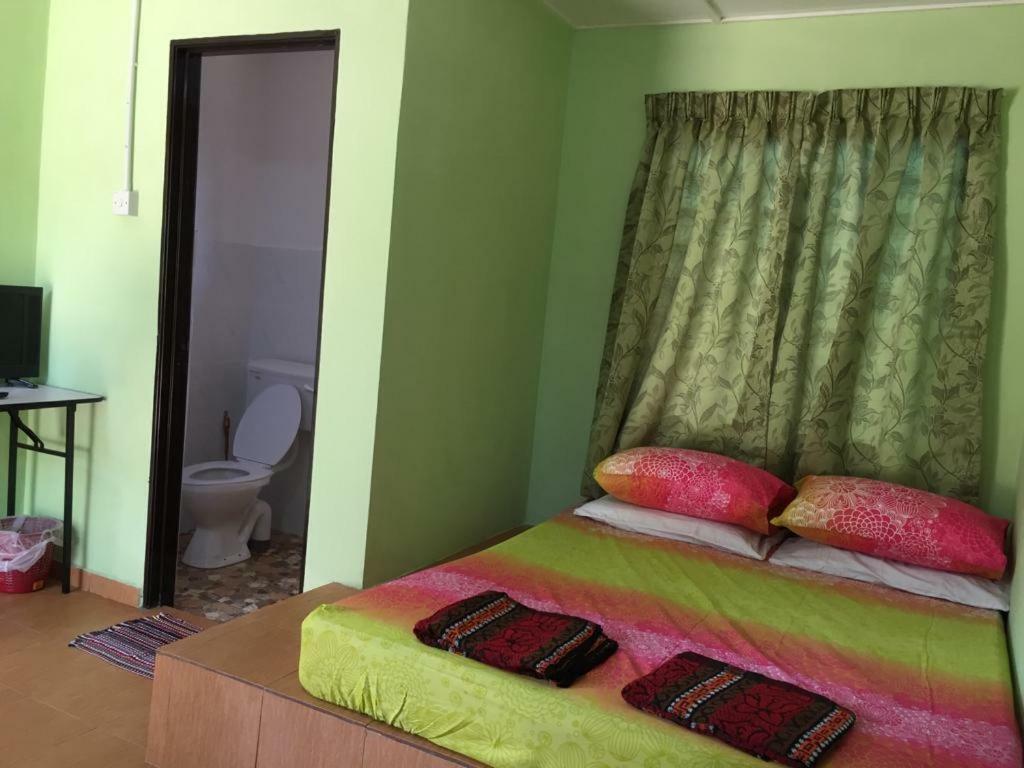 Lopoh Waterfront Budget Chalets Willa Hulu Langat Zewnętrze zdjęcie